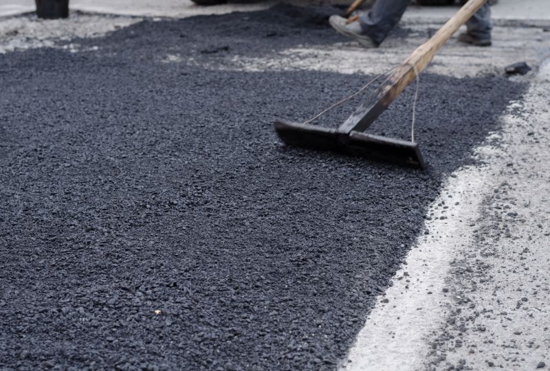 What To Expect During An Asphalt Blacktopping Project